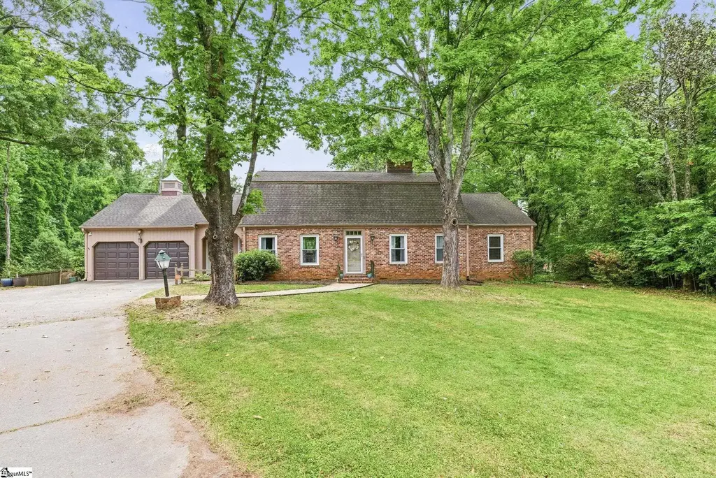 2804 Echo Trail, Anderson
