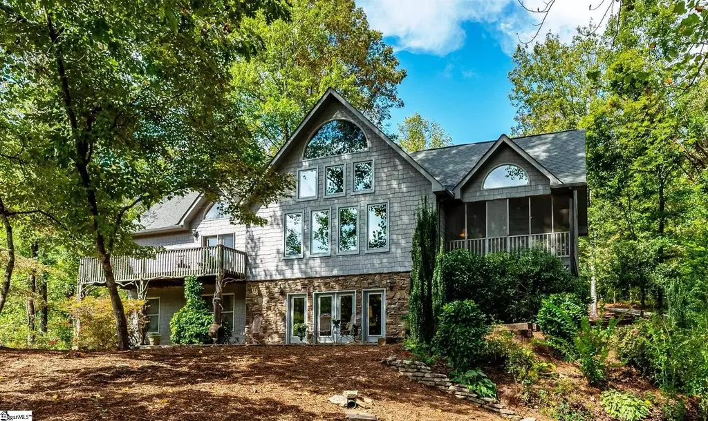 2111 Moorefield Memorial Highway, Pickens