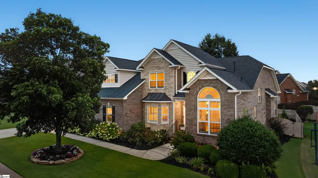 107 Gladstone Way, Greer