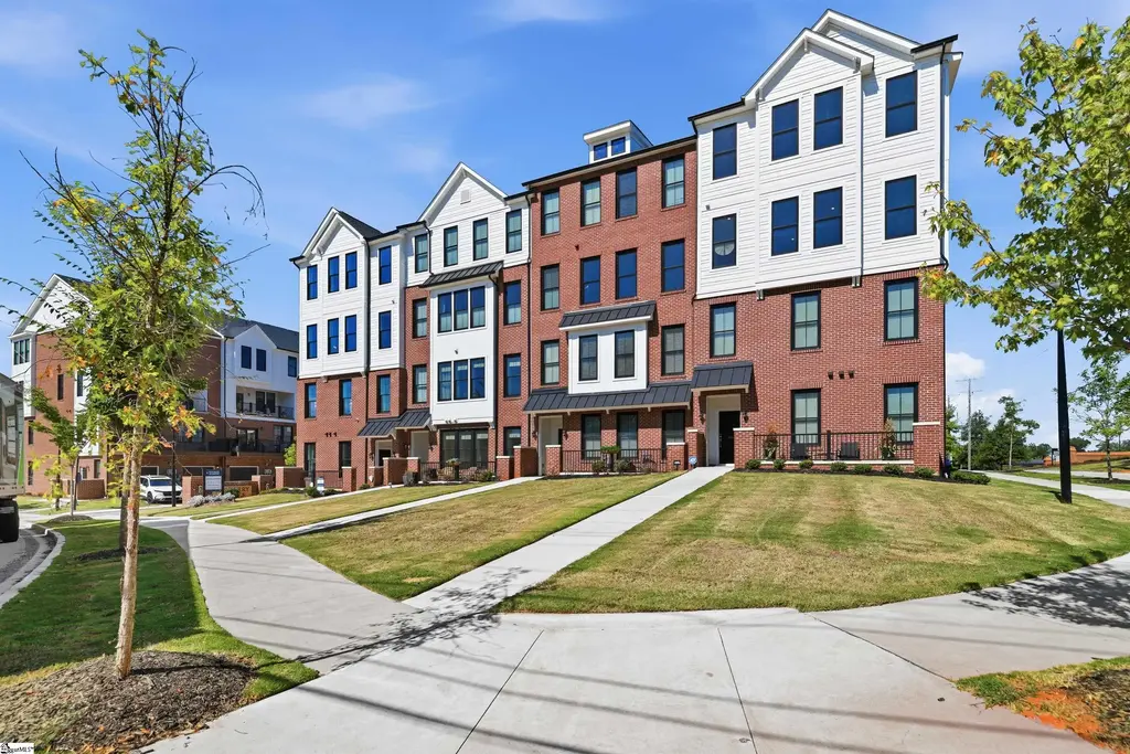104b Westfield Street, Greenville