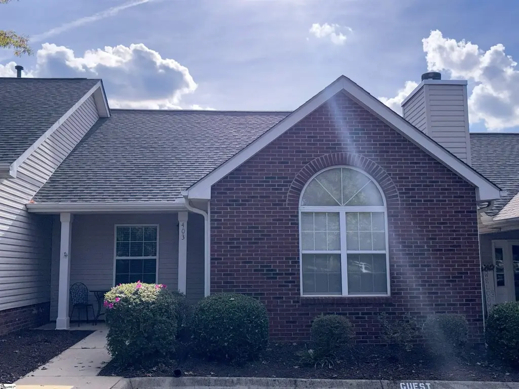 403 Riverside Towne Circle, Greer