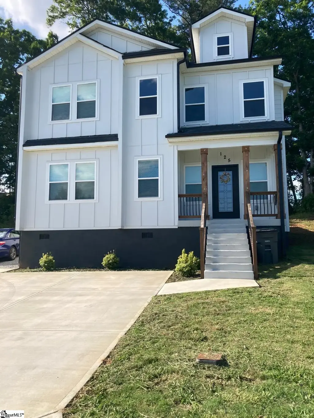 125 Clover Street, Liberty