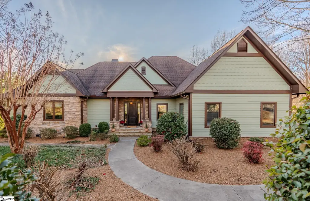 202 Eagle Rock Road, Landrum