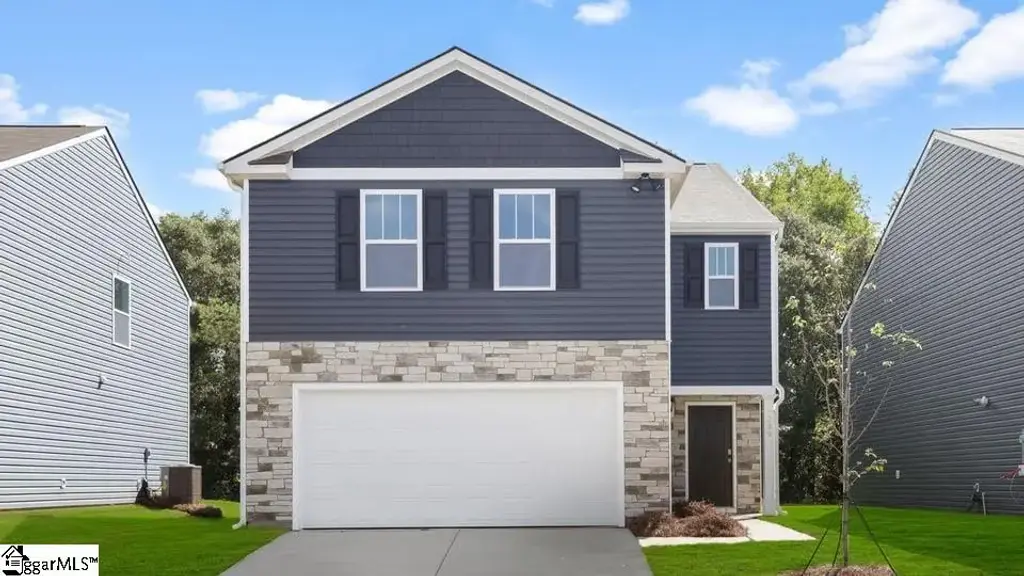 239 Deskin Lane, Fountain Inn