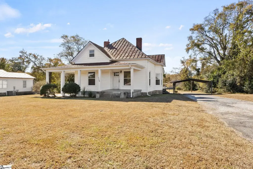 5994 N Old Laurens Road, Gray Court