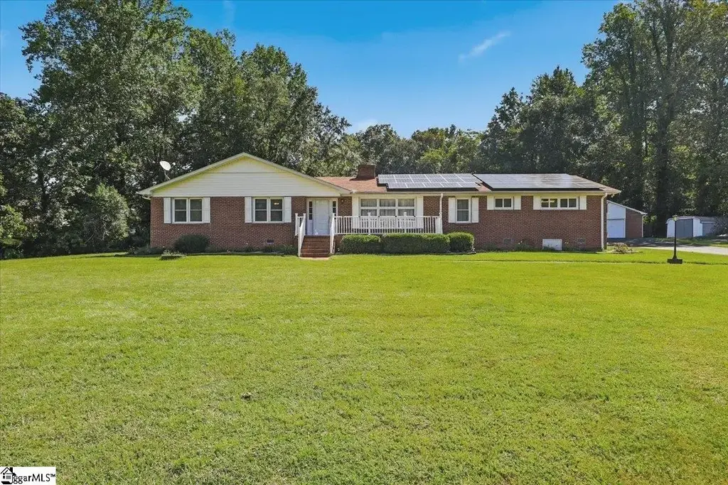105 Lipscombe Drive, Travelers Rest