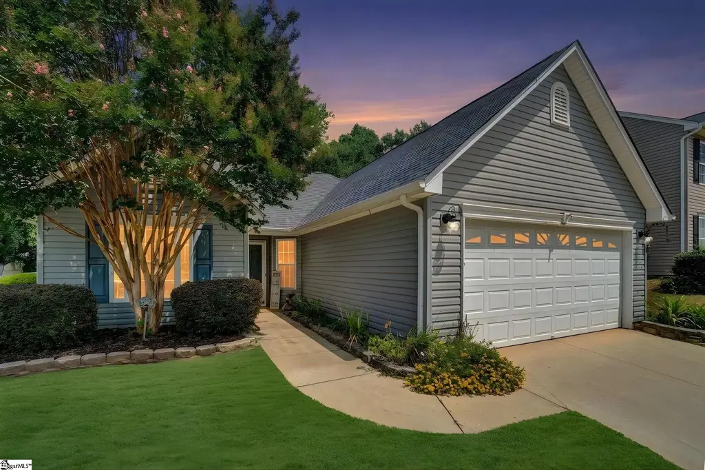 313 Garfield Lane, Simpsonville