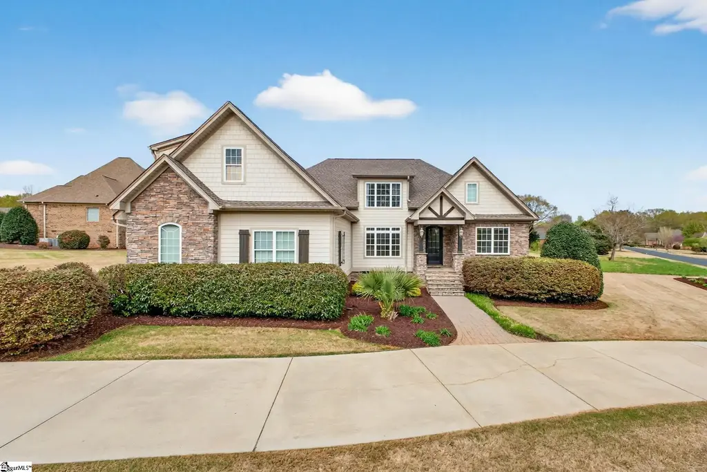 146 Tupelo Drive, Greer