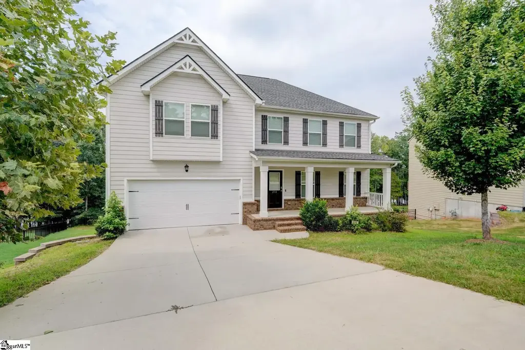 210 Rushing Waters Drive, Inman
