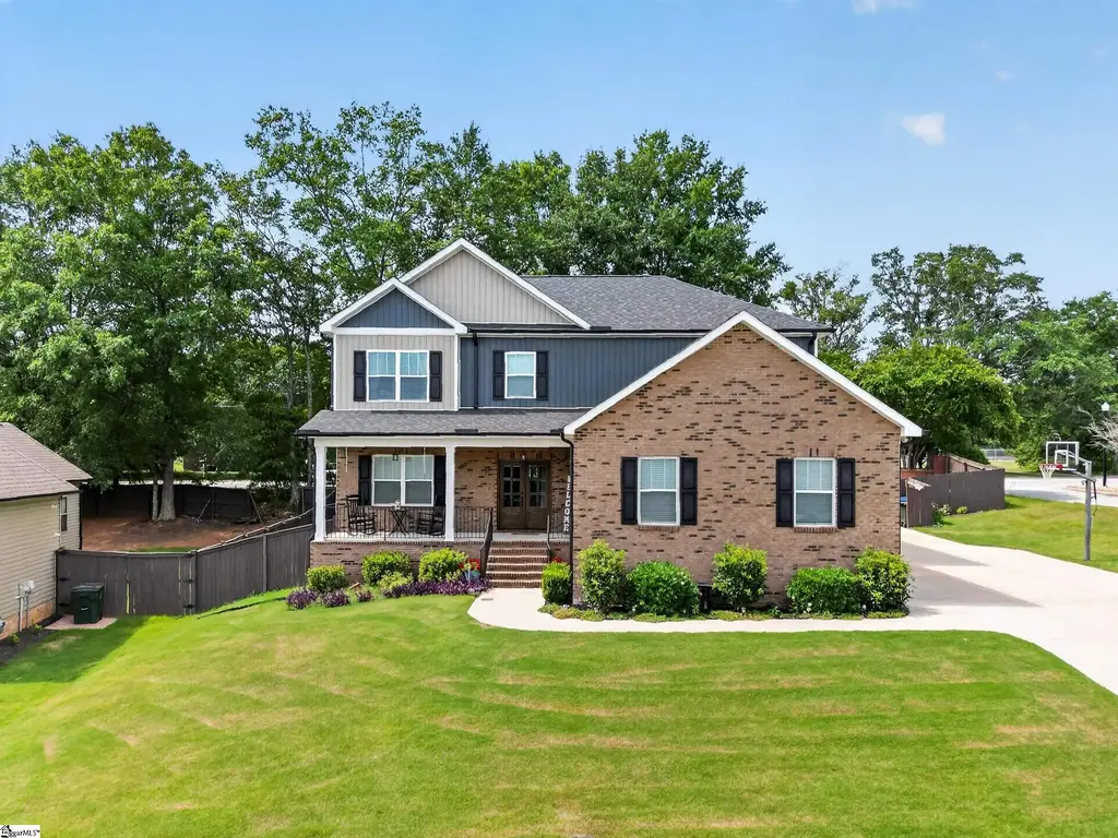 2 Peaceful Court, Fountain Inn