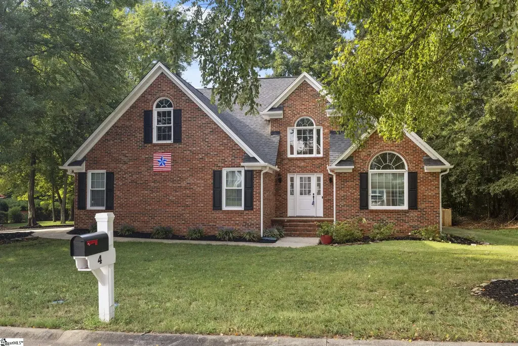 4 Plum Creek Lane, Greenville