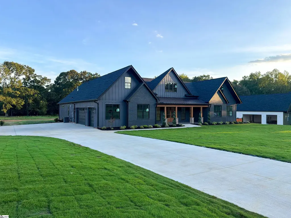 9 Martin Road, Fountain Inn