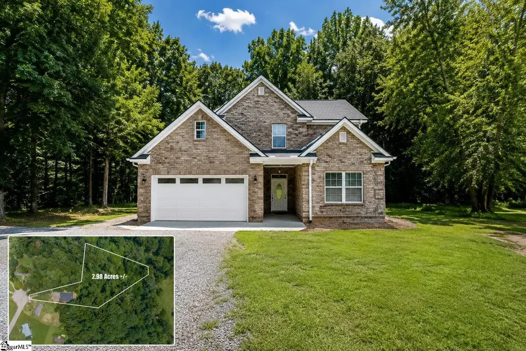 110 Alder Court, Liberty
