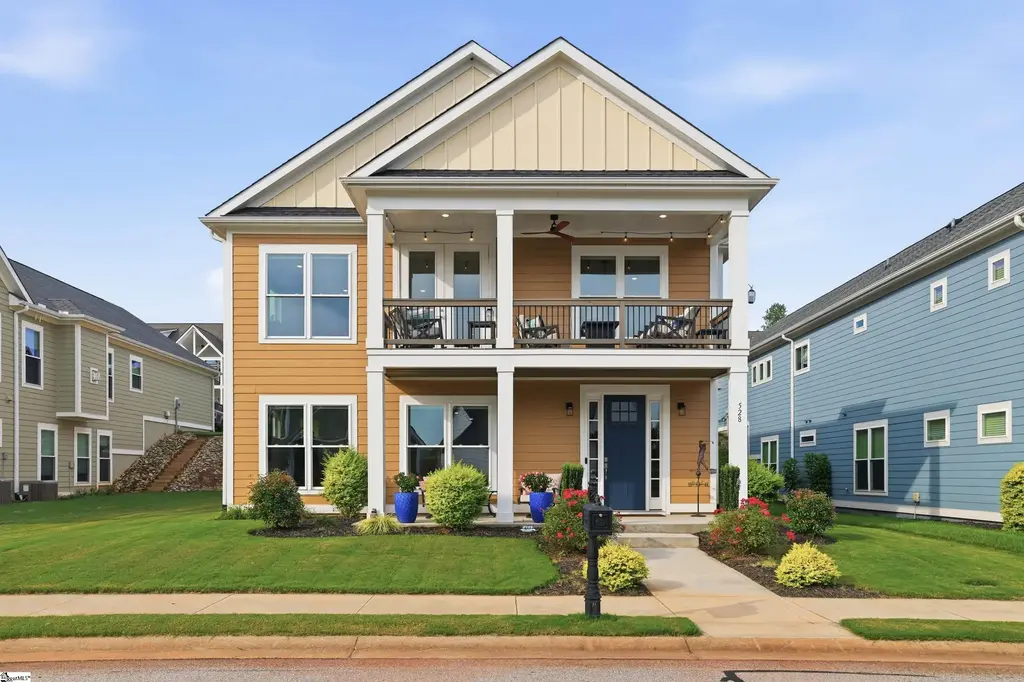 528 Coolwater Drive, Taylors