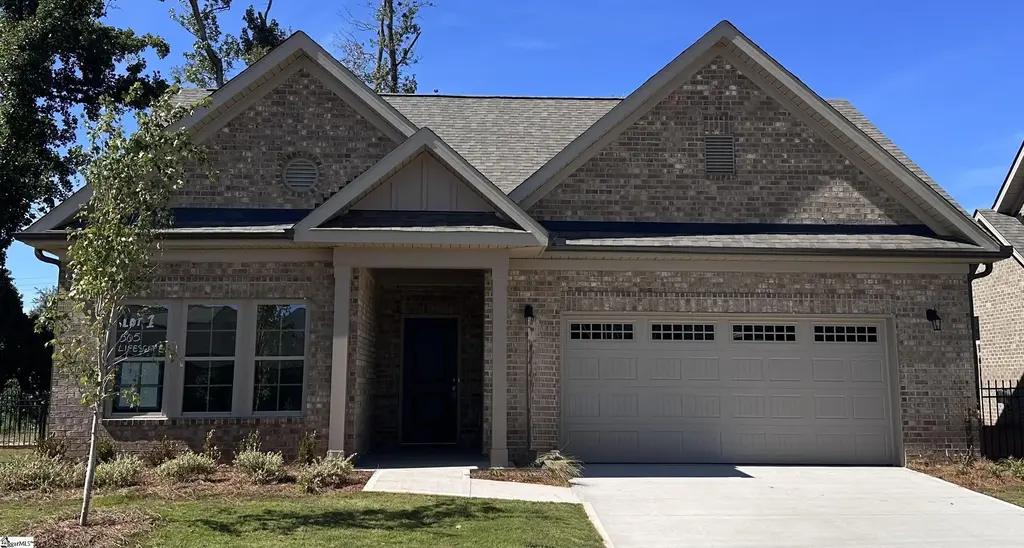 505 Lifescape Lane, Greer