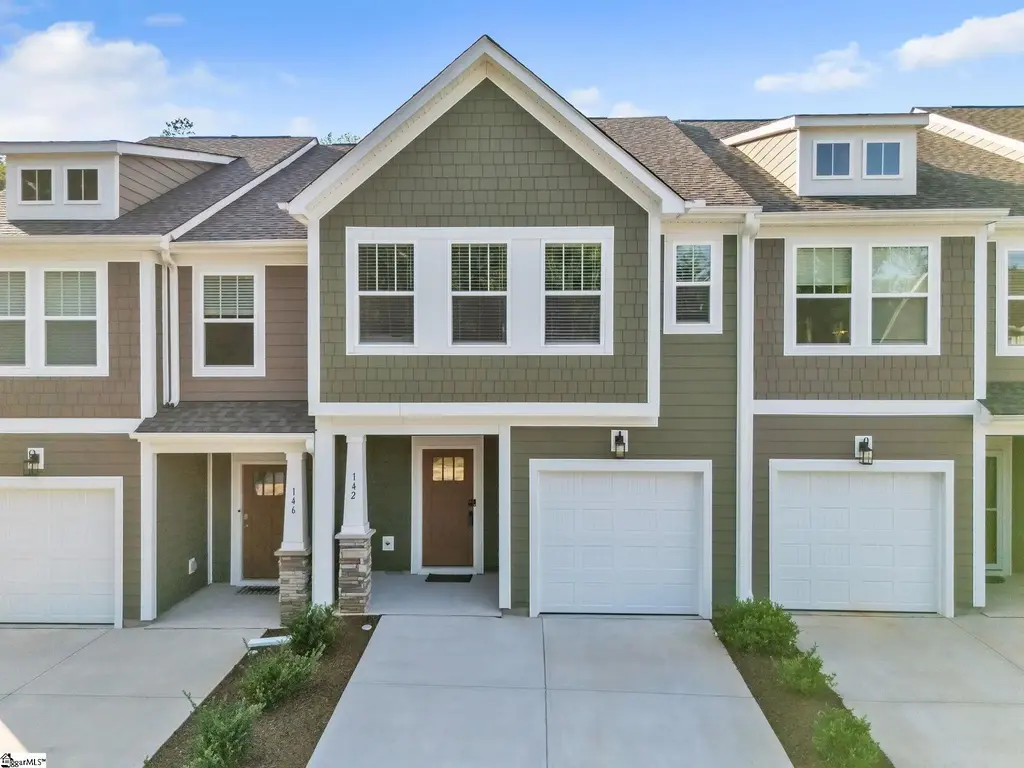 142 Shager Place, Travelers Rest