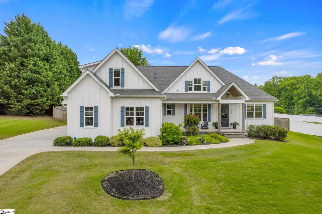 741 Brookdale Drive, Greer