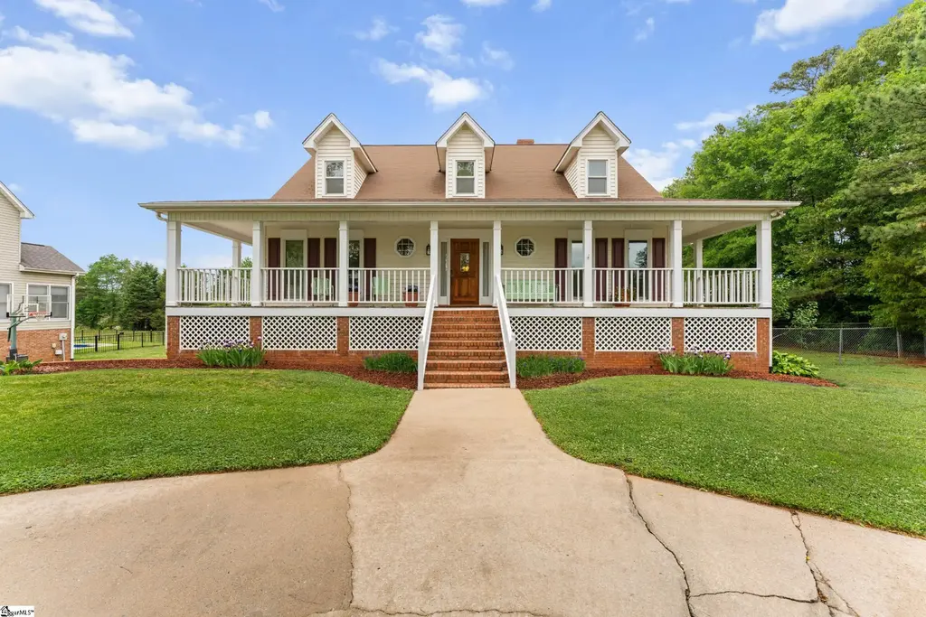 121 Sun Chase Drive, Easley