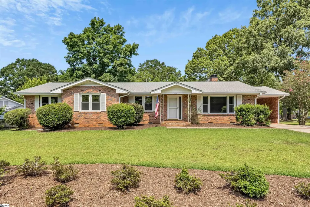 402 Springwood Drive, Spartanburg