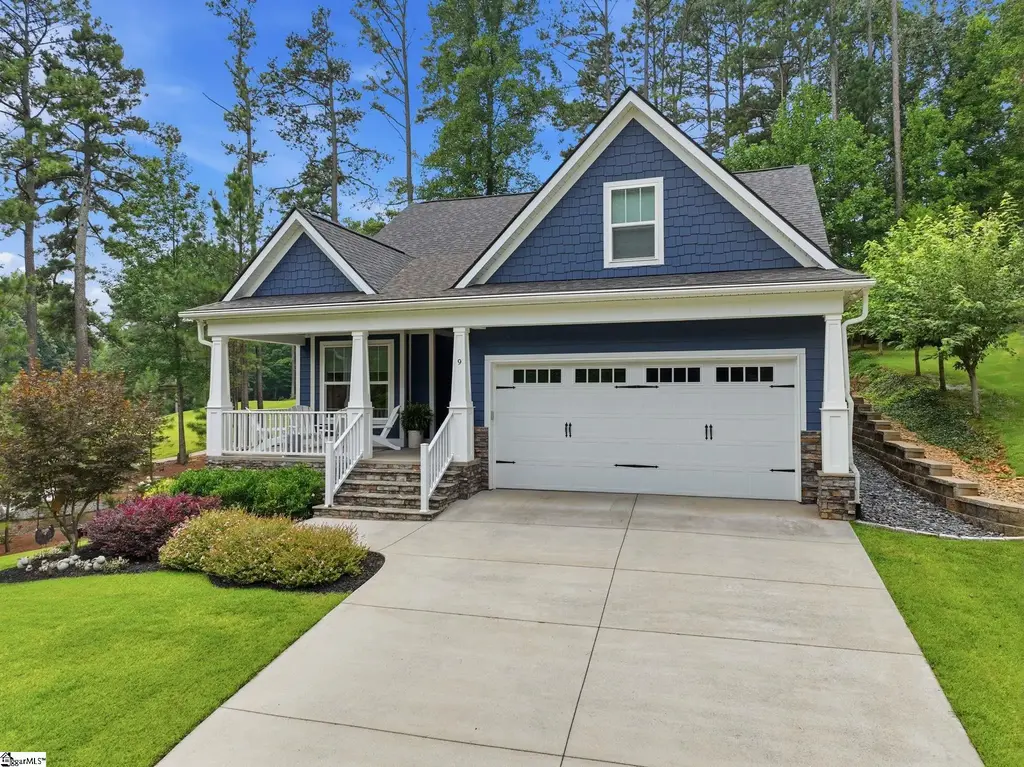 9 Silkvine Court, Travelers Rest