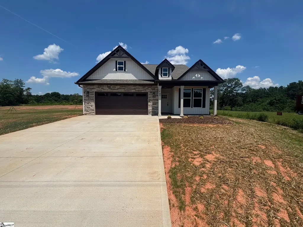 1460 Pleasant School Road, Gaffney
