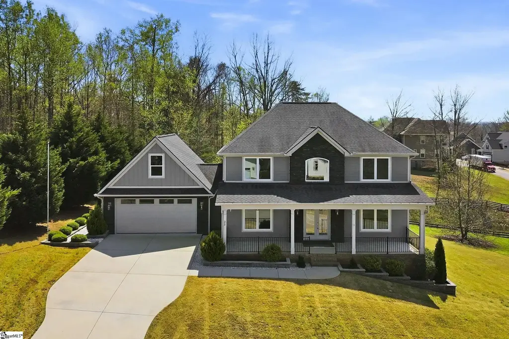 25 Setting Sun Lane, Travelers Rest