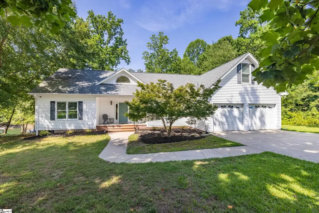 206 Petty Road, Seneca