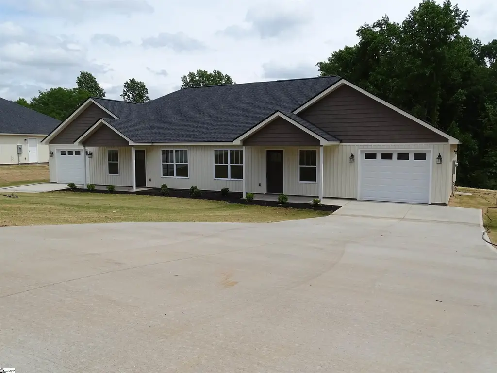 242/246 Brewton Road, Spartanburg