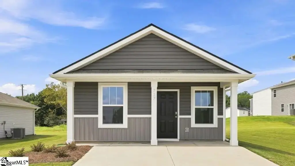 717 Longton Street, Woodruff