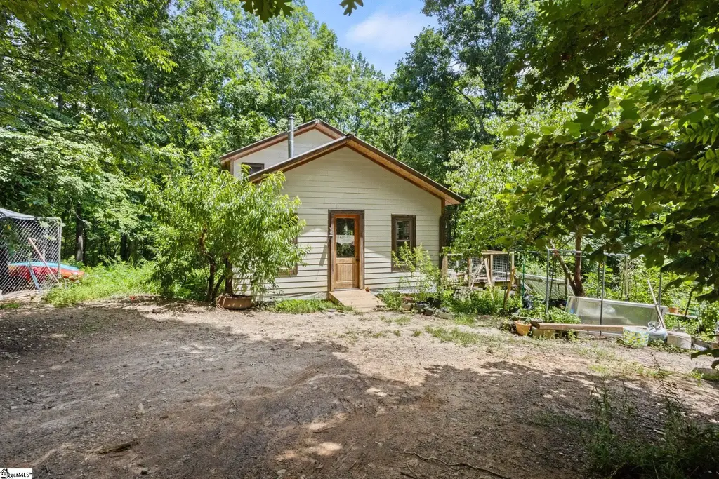 338 Little Crowe Creek Road, Pickens