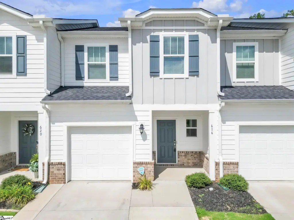 616 Millwright Way, Greer