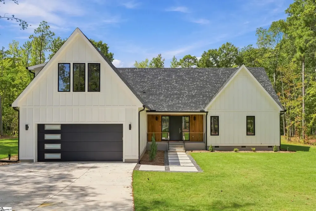 310 S Nelson Drive, Fountain Inn