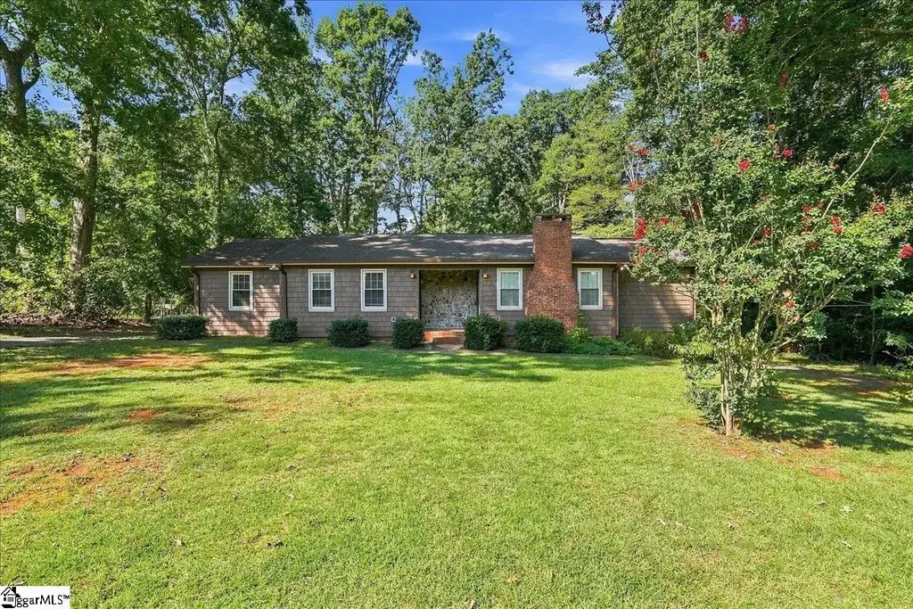 37 Wedgefield Drive, Boiling Springs