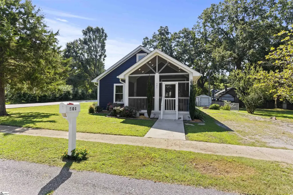 501 W Curtis Street, Simpsonville