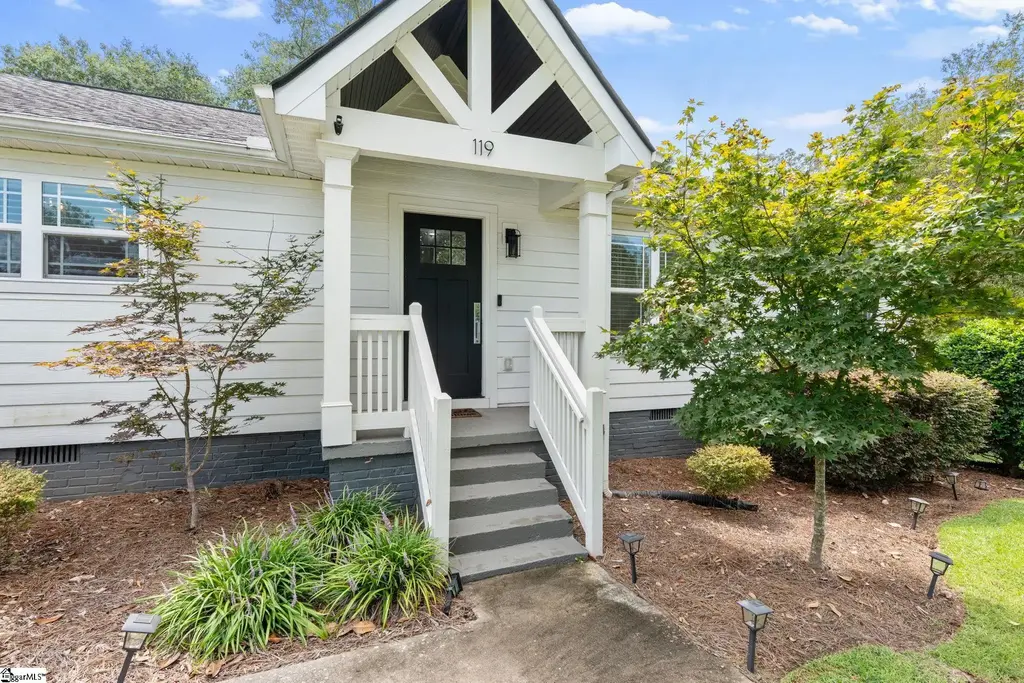 119 Prosperity Avenue, Greenville