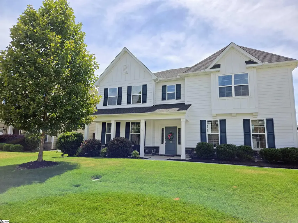 400 Blue Peak Court, Greer