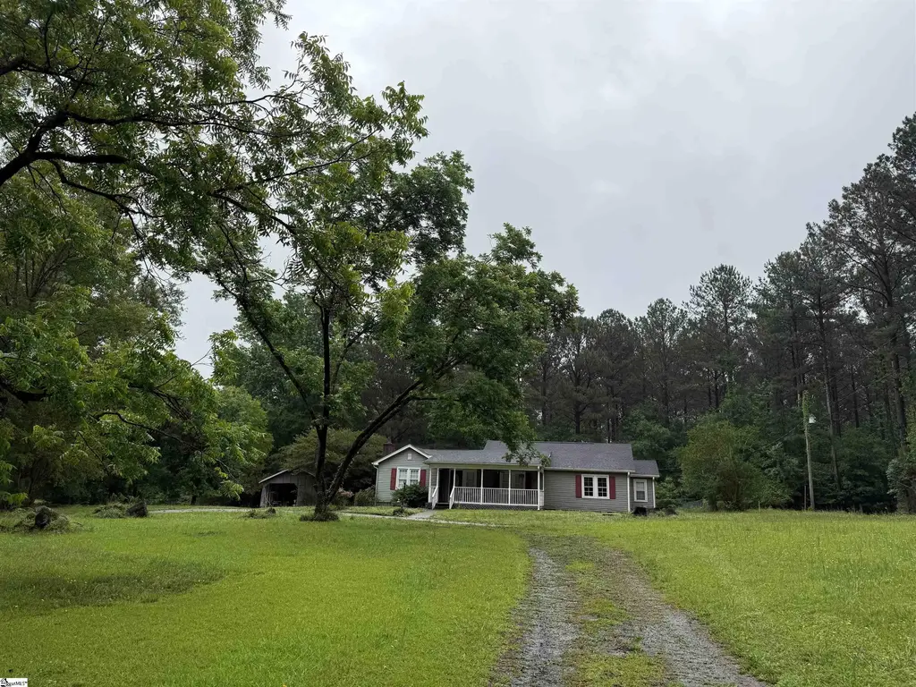 125 Terry Road, Fountain Inn