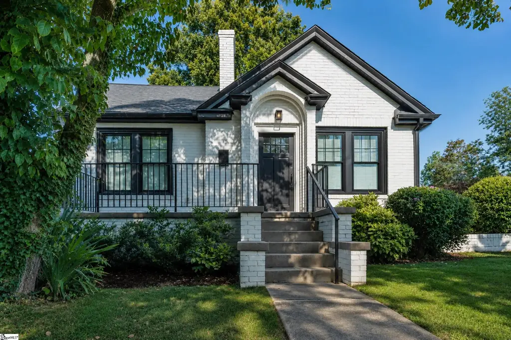 502 Green Avenue, Greenville