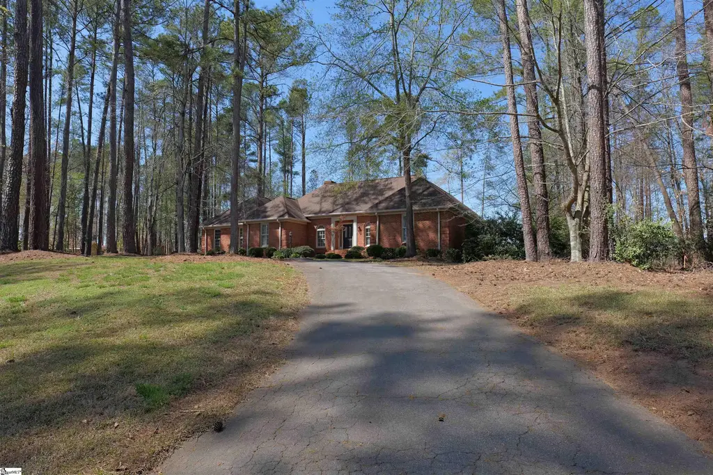 106 Carolina Club Drive, Spartanburg
