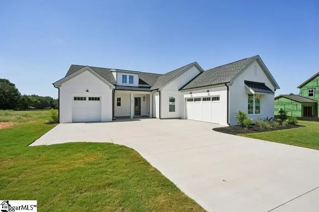 218 Autumn Ash Way, Simpsonville