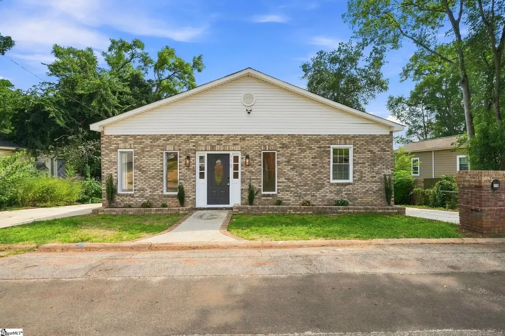 110 Ninth Street, Greenville
