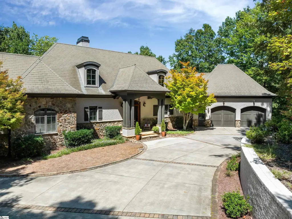 611 Highridge Parkway, Marietta