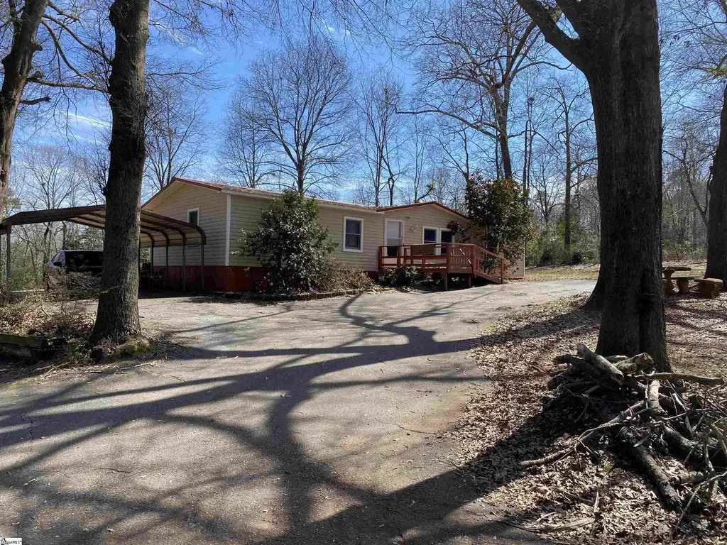 2559 John Dodd Road, Wellford