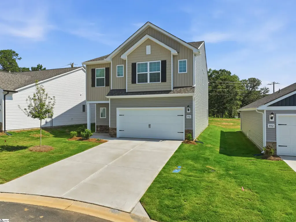 407 West Claywalk Road, Woodruff