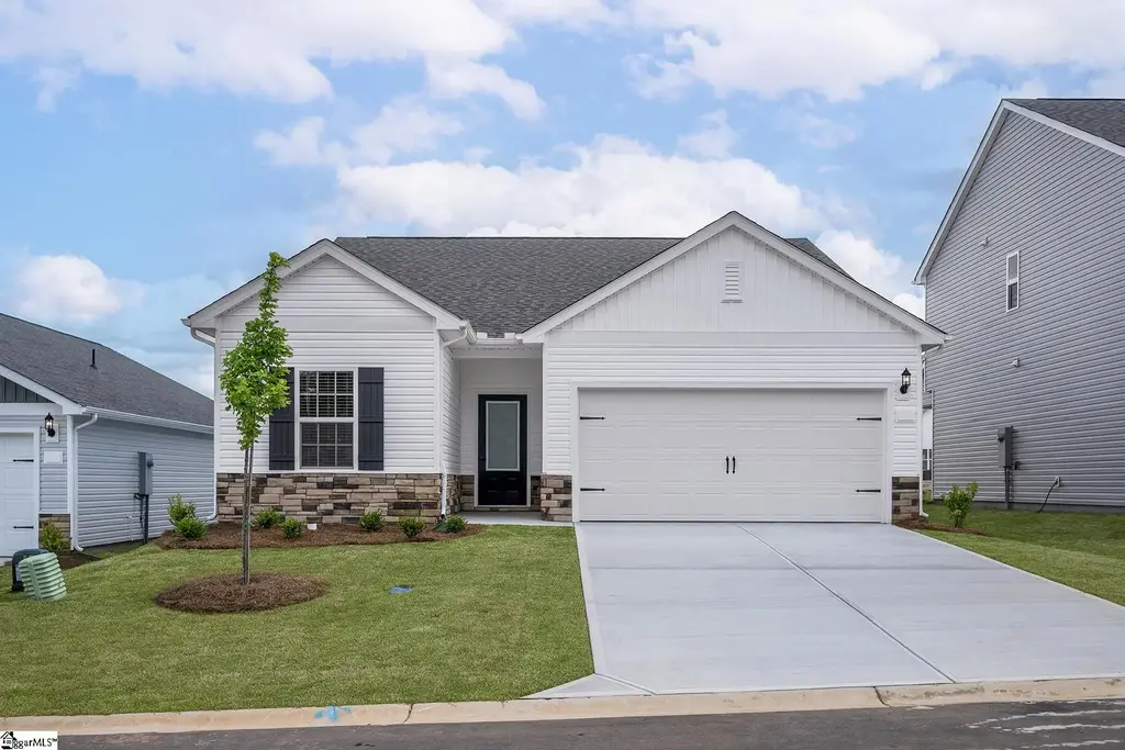 426 West Claywalk Road, Woodruff