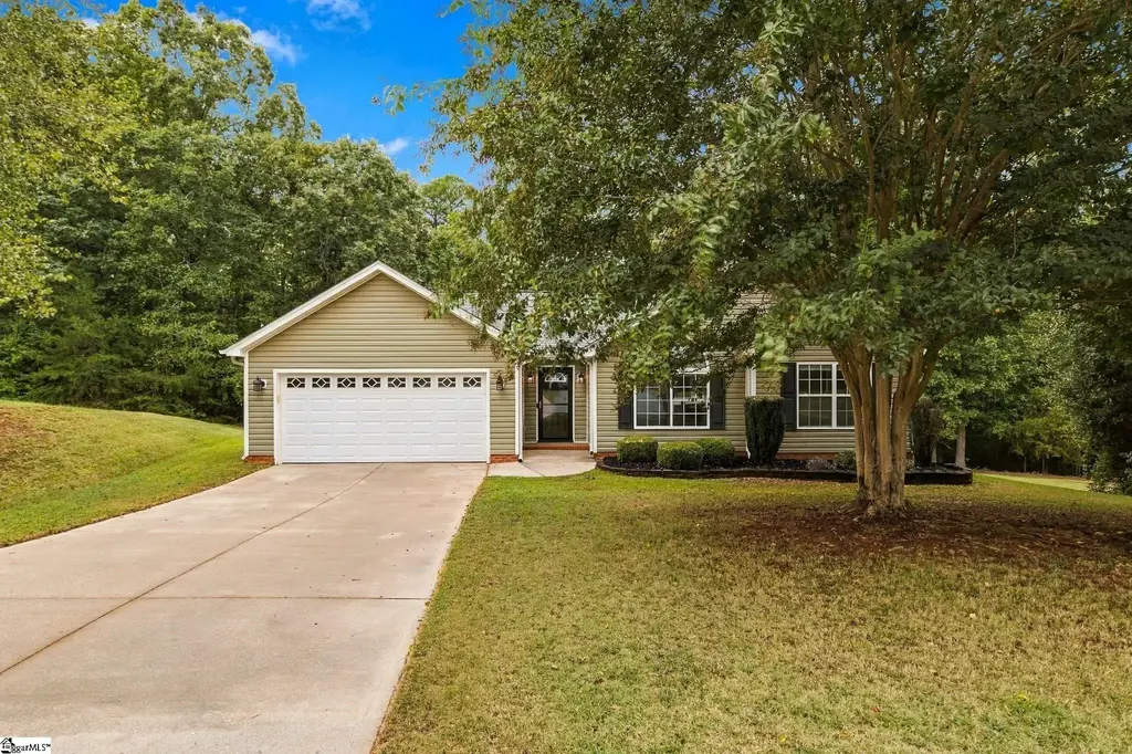 9 Avebury Court, Travelers Rest