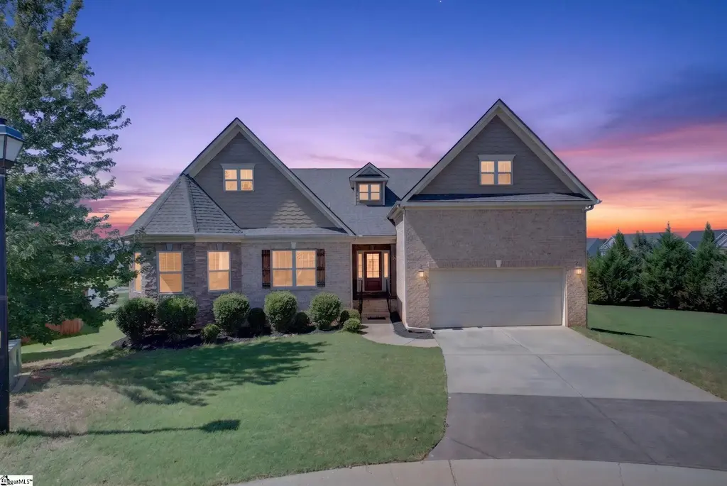 710 Winston Oaks Court, Simpsonville