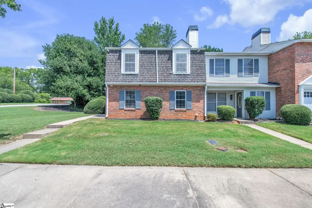 101 Shady Tree Drive, Taylors