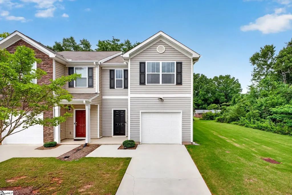 125 Southridge Court, Easley