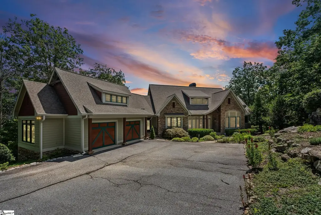 154 Raven Road, Landrum